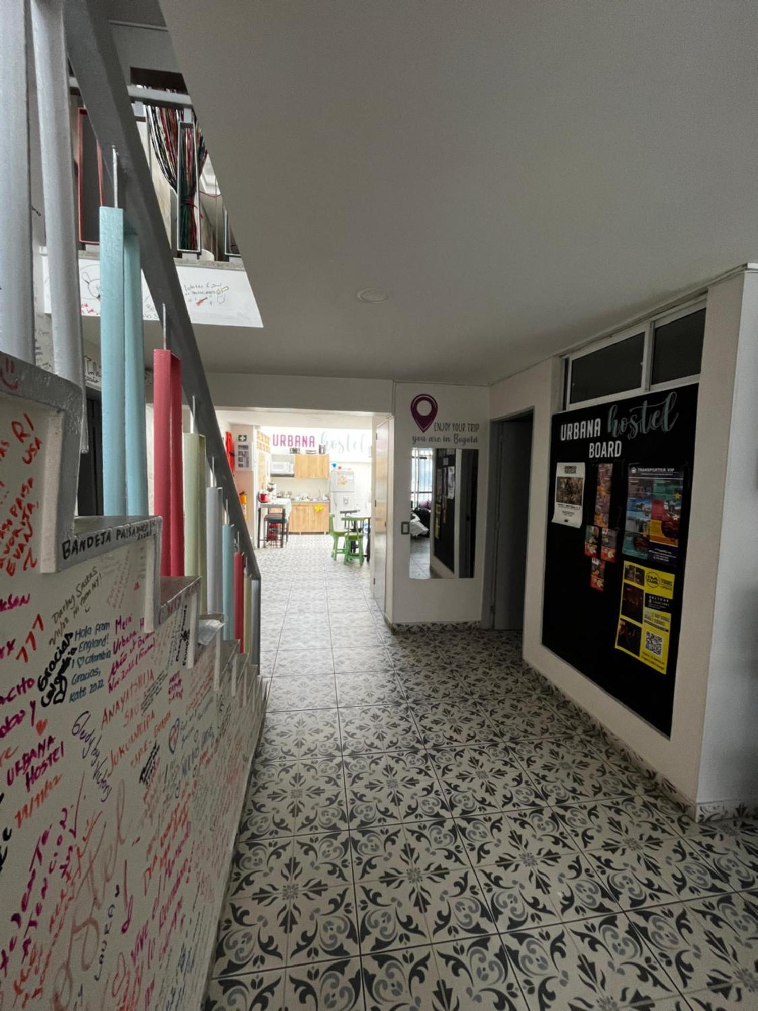Urbana Hostel Bogota Exterior photo