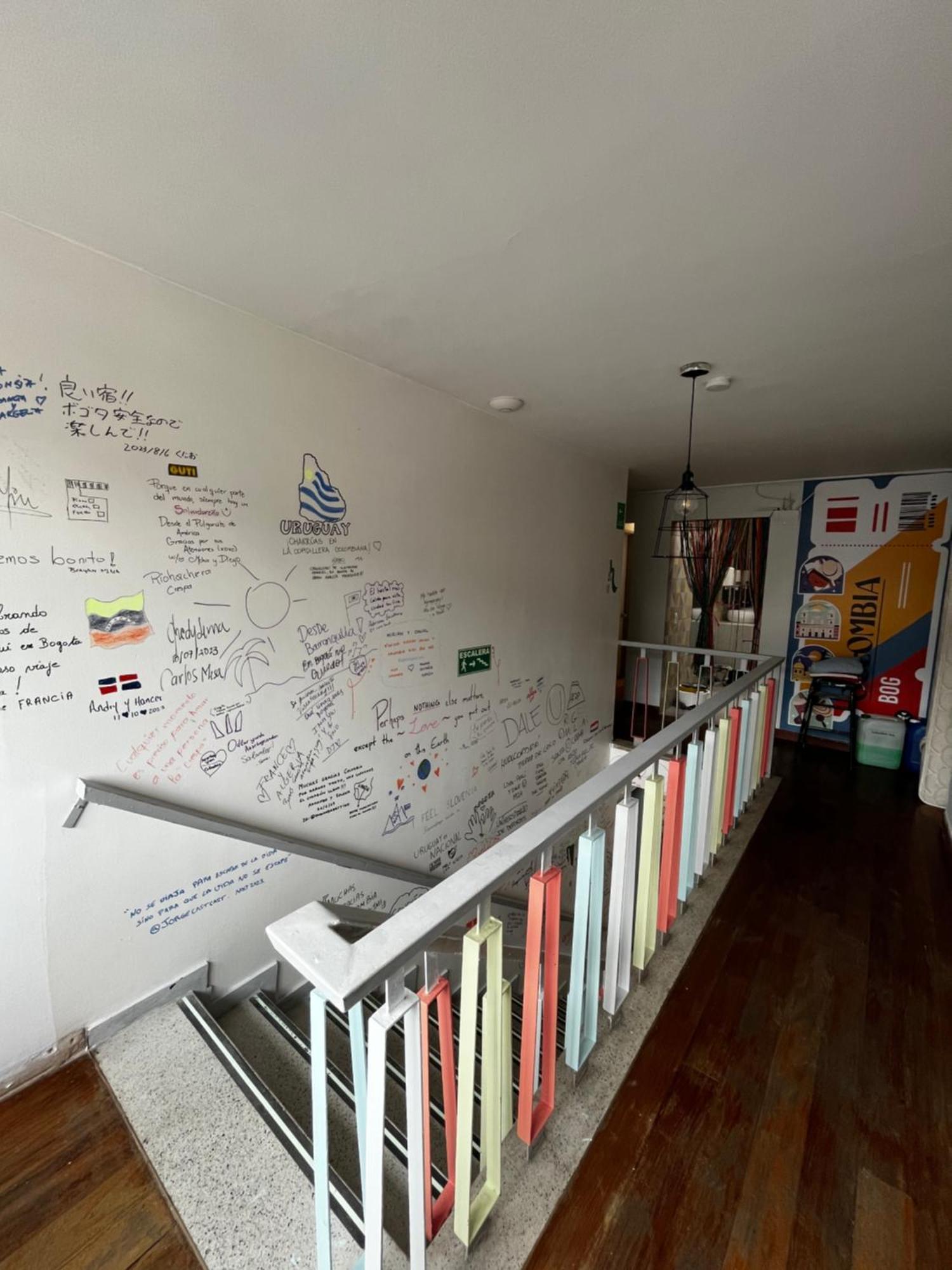 Urbana Hostel Bogota Exterior photo