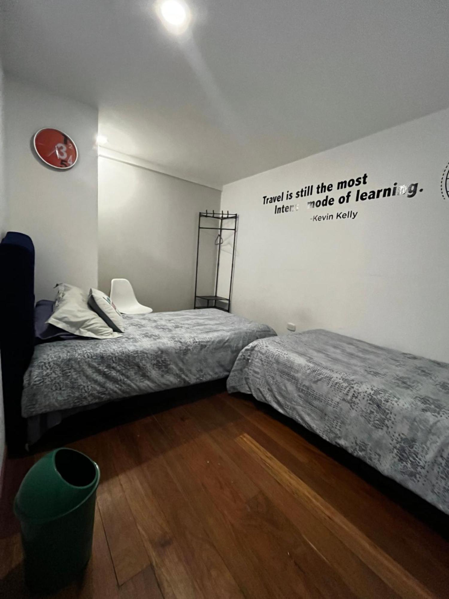 Urbana Hostel Bogota Room photo