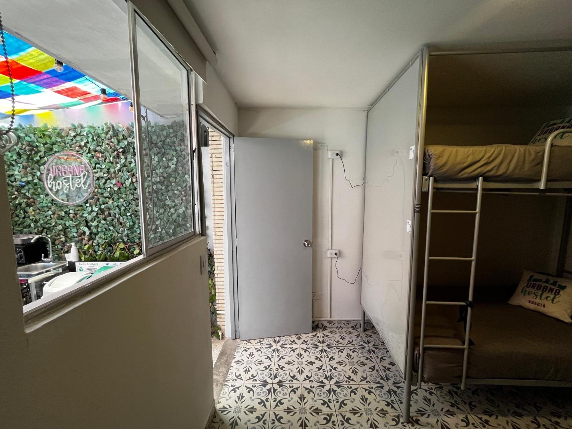 Urbana Hostel Bogota Room photo
